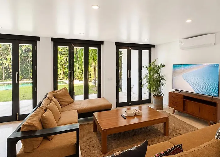 The Hidden Escapes Umalas-spacious 3br With Private Pool & Garden *