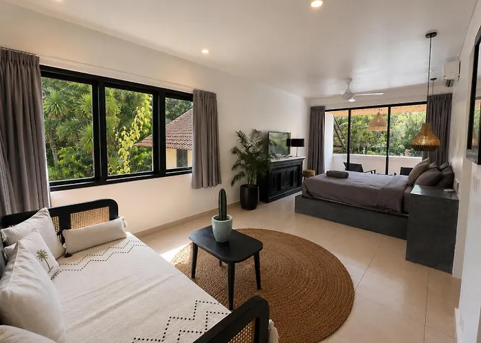 Villa The Hidden Escapes Umalas-spacious 3br With Private Pool & Garden Canggu (Bali)