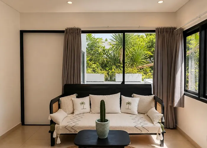 The Hidden Escapes Umalas-spacious 3br With Private Pool & Garden