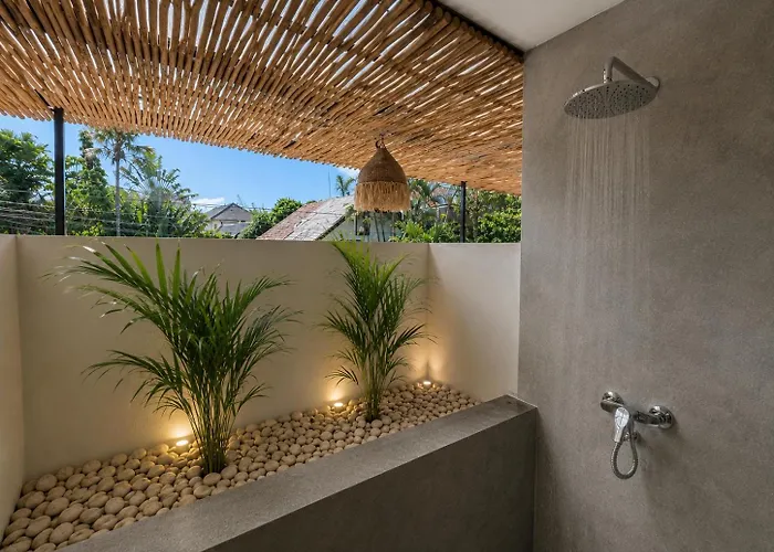 The Hidden Escapes Umalas-spacious 3br With Private Pool & Garden * Canggu (Bali)