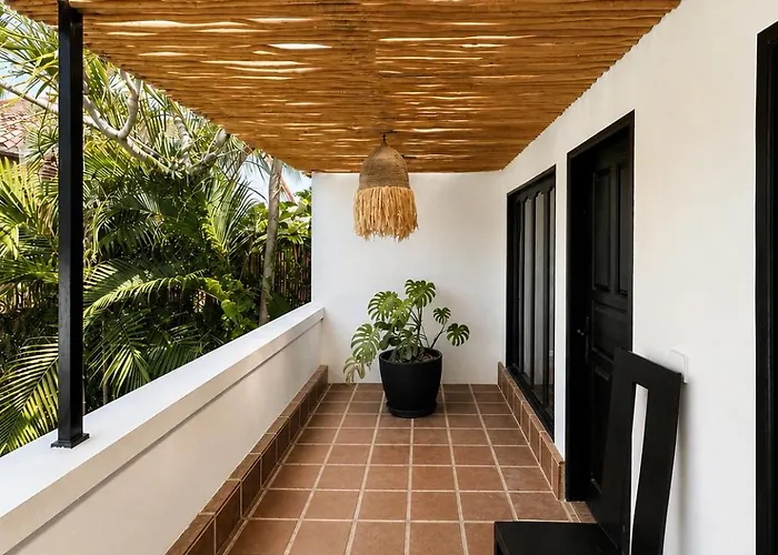 The Hidden Escapes Umalas-spacious 3br With Private Pool & Garden Villa Canggu (Bali)