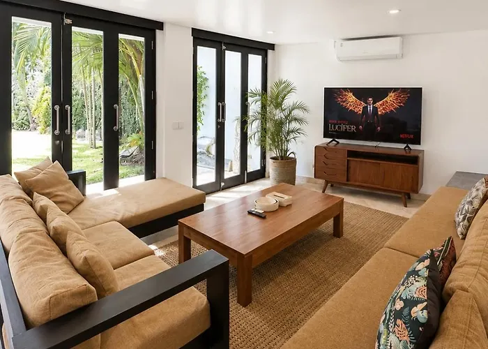 The Hidden Escapes Umalas-spacious 3br With Private Pool & Garden *